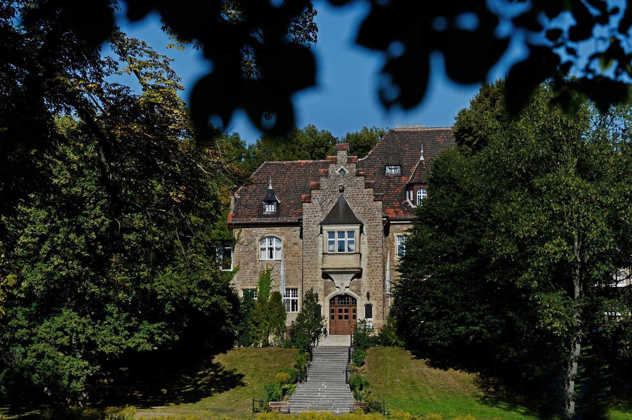 Schlosshotel Villa Westerberge Ашерслебен Экстерьер фото