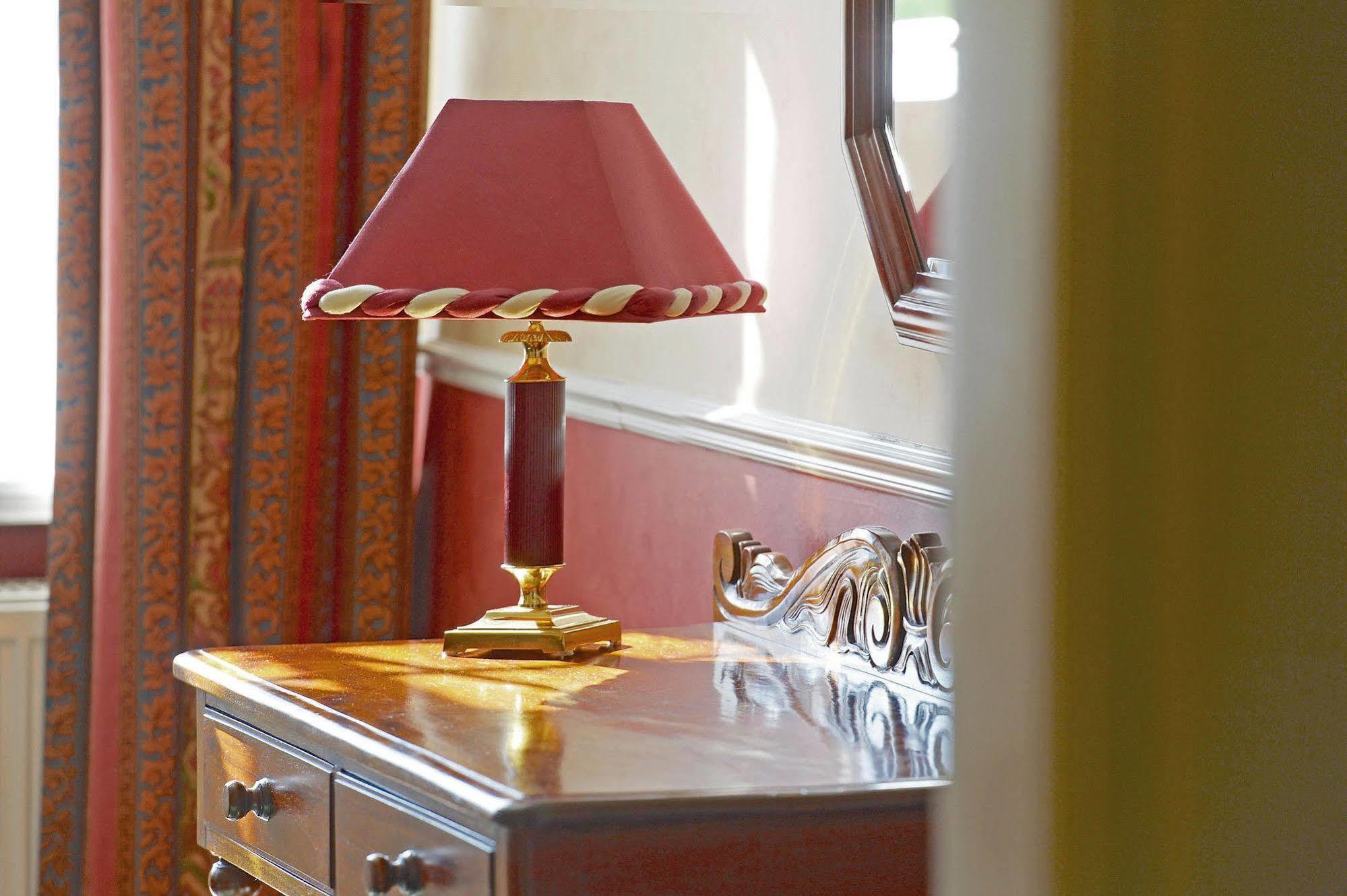 Schlosshotel Villa Westerberge Ашерслебен Экстерьер фото