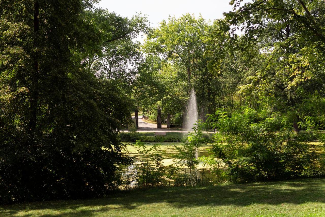 Schlosshotel Villa Westerberge Ашерслебен Экстерьер фото